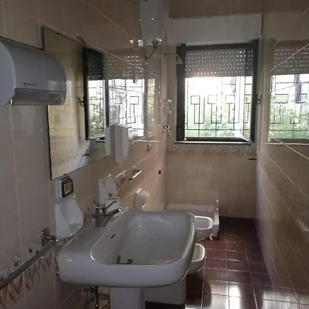 Apartment Zona Fiera Stanze In Condiviso